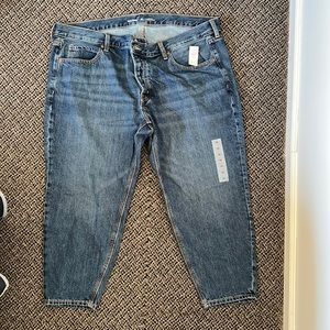 Petite High-Rise Slouchy Jeans